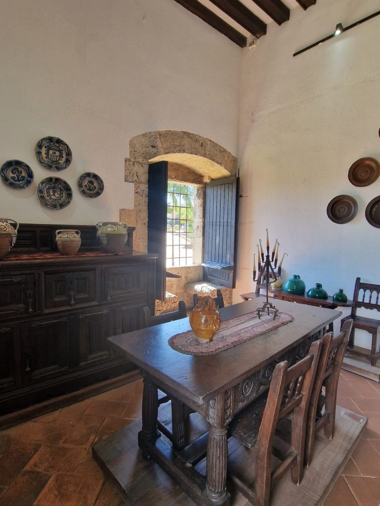 colonial room antique furniture barred window alcazar de colon santo domingo