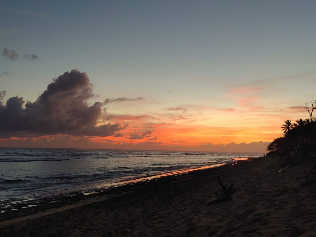 Encuentro beach sunrise, Cabarete