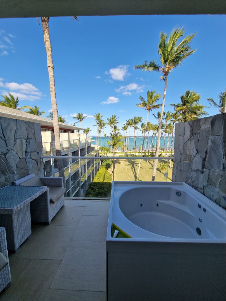 hotel villa terrace jacuzzi palms barcelo bavaro punta cana